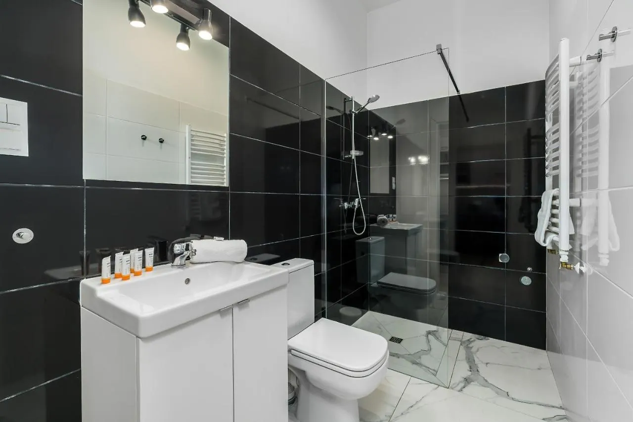 Apartments City Center Saint Wojciech By Renters Poznań Polska