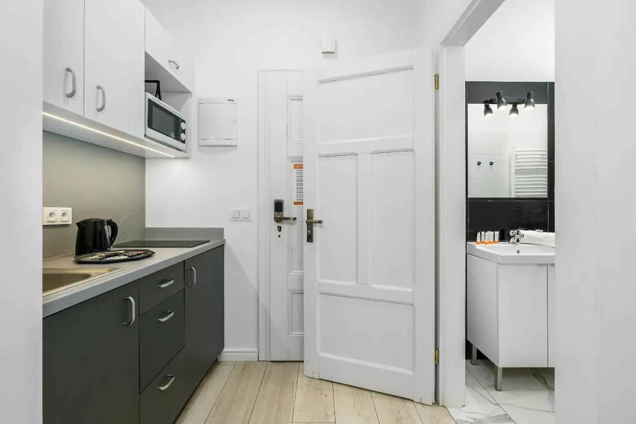Apartments City Center Saint Wojciech By Renters Poznań 0*,
